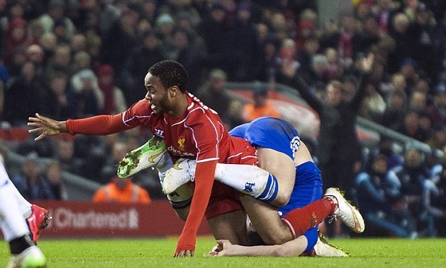 Στενή επαφή ... άλλου τύπου Στέρλινγκ με Τέρι (video+photos)