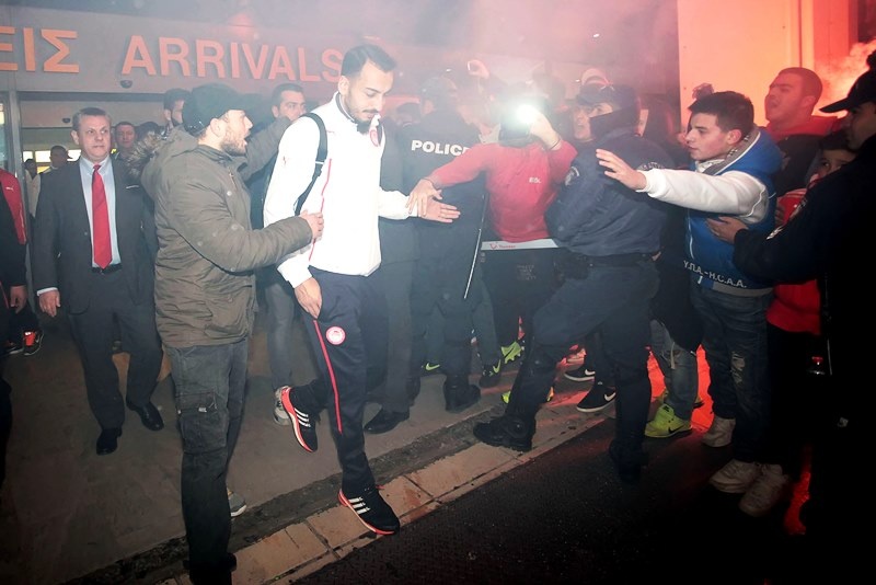 Ολυμπιακός: Αποθέωση στο Ηράκλειο (photos)