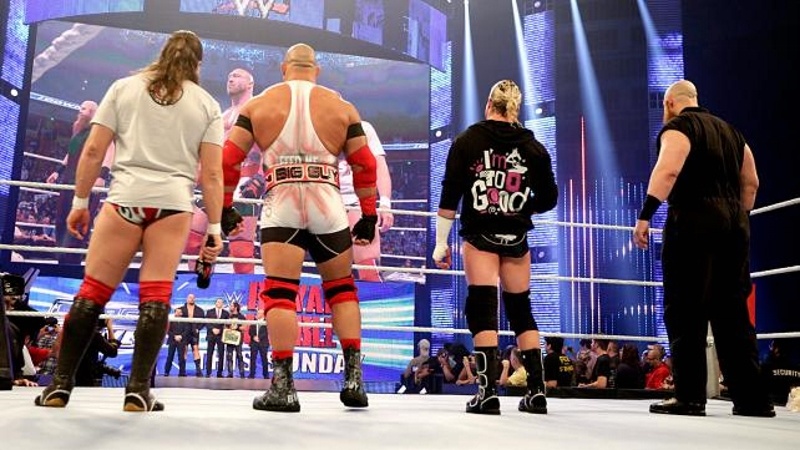 SmackDown: Κράτησε τη θέση του ο Daniel Bryan (photos+videos)