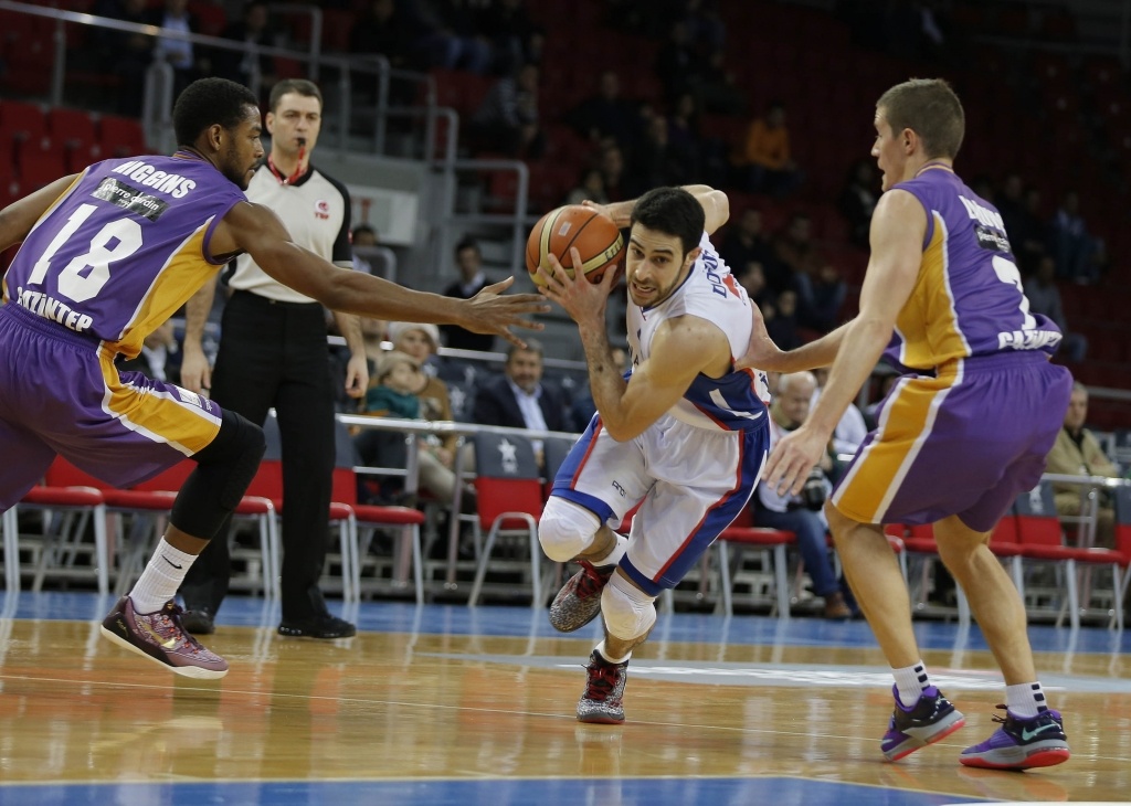 Αναντολού Εφές: Ζεστάθηκαν... για Ολυμπιακό, Λάσμε και Περπέρογλου (photos)