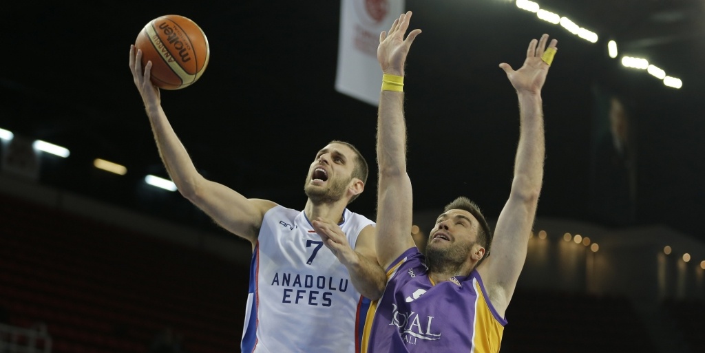 Αναντολού Εφές: Ζεστάθηκαν... για Ολυμπιακό, Λάσμε και Περπέρογλου (photos)