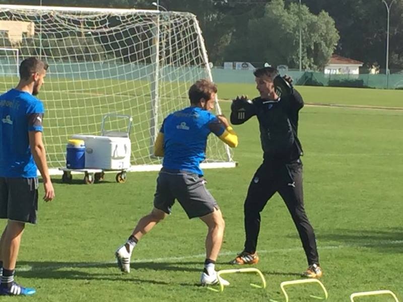 ΑΠΟΕΛ: Ξύλο… στην προπόνηση! (photos)