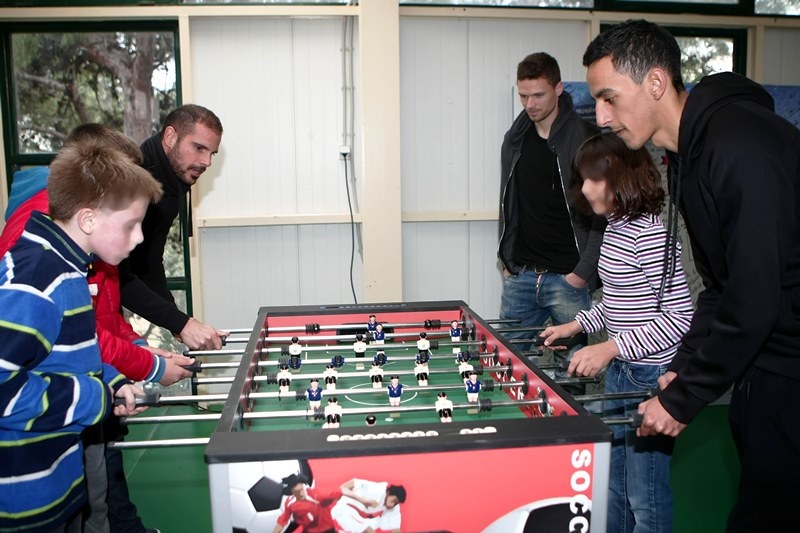 Παναθηναϊκός: Επίσκεψη στα παιδικά χωριά SOS (photos)