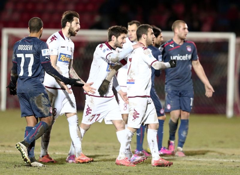 Βέροια – Ολυμπιακός: Το ξέσπασμα Μπατιόν (photos)