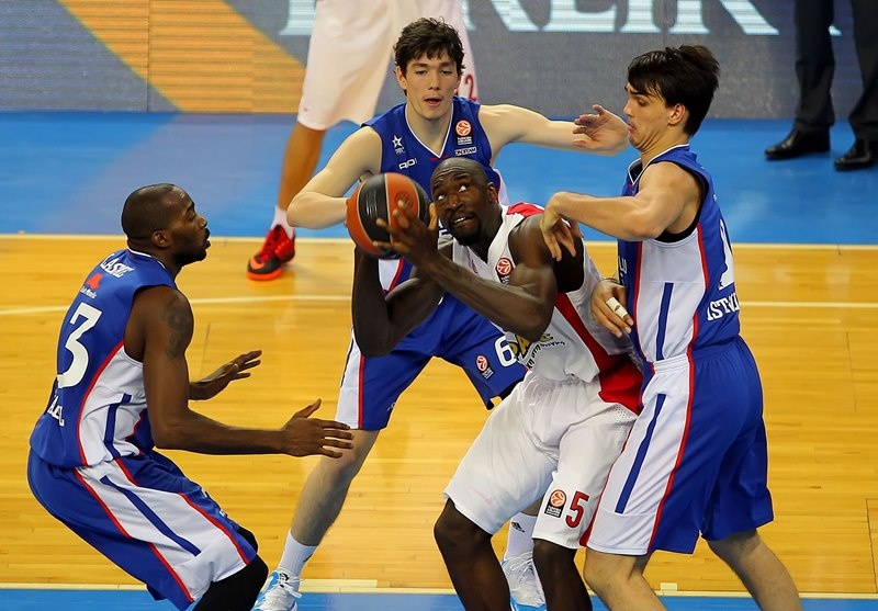 Σάριτς στο Onsports: «Όνειρό μου Παναθηναϊκός, Ολυμπιακός και Ελλάδα» (photos+videos)