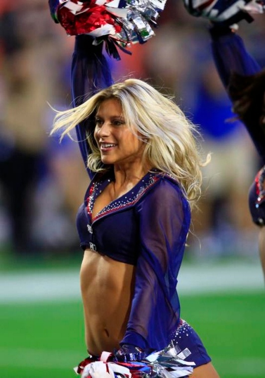NFL: Οι Cheerleaders του Super Bowl XLIX (photos)