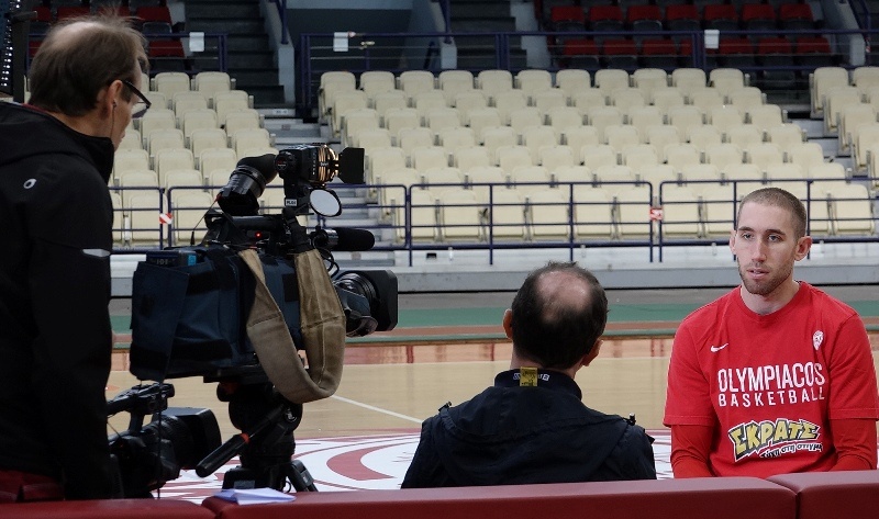 Ολυμπιακός: Στο ΣΕΦ το Eurosport (photos)