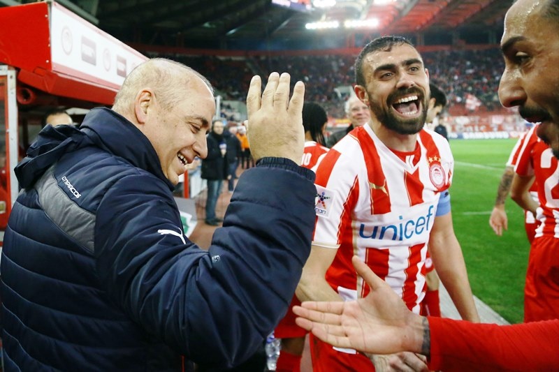 Ολυμπιακός: Αφιερωμένα στον Δουρέκα! (photos)