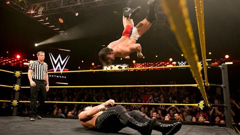 NXT: Φίλος και φιναλίστ ο Finn Balor (videos+photos)