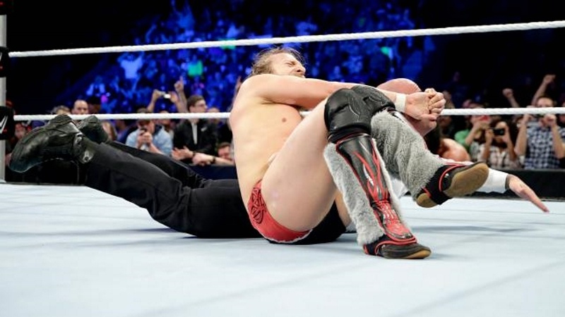 SmackDown: Νίκη… WrestleMania για Bryan και Reigns (photos+videos)