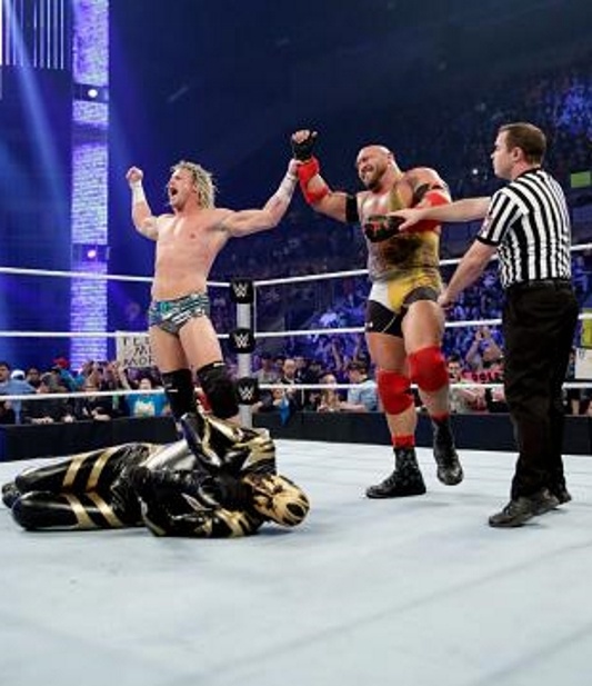 SmackDown: Νίκη… WrestleMania για Bryan και Reigns (photos+videos)