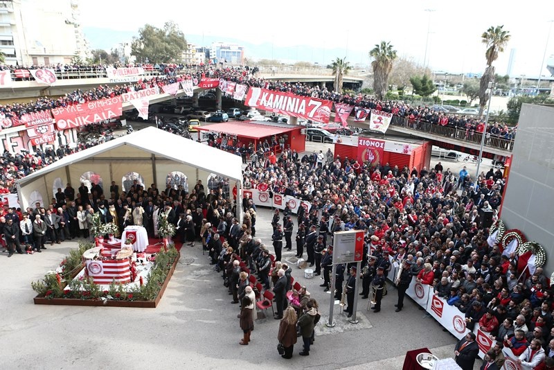 Ολυμπιακός: «Άπαντες... παρόντες» (photos)