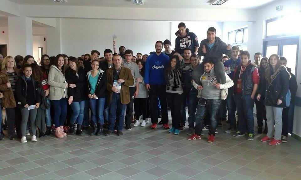 Κόροιβος Αμαλιάδας: Αποθέωση στο 2ο ΓΕΛ (photos)