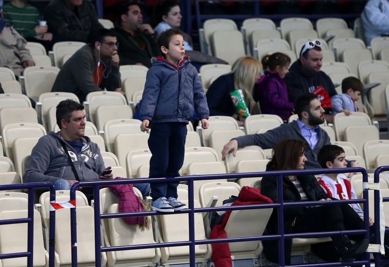 Ολυμπιακός: Πλημμύρισε παιδιά το ΣΕΦ (photos)