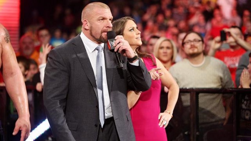 Raw: Μαζί και χωριστά οι Bryan και Reigns (videos+photos)