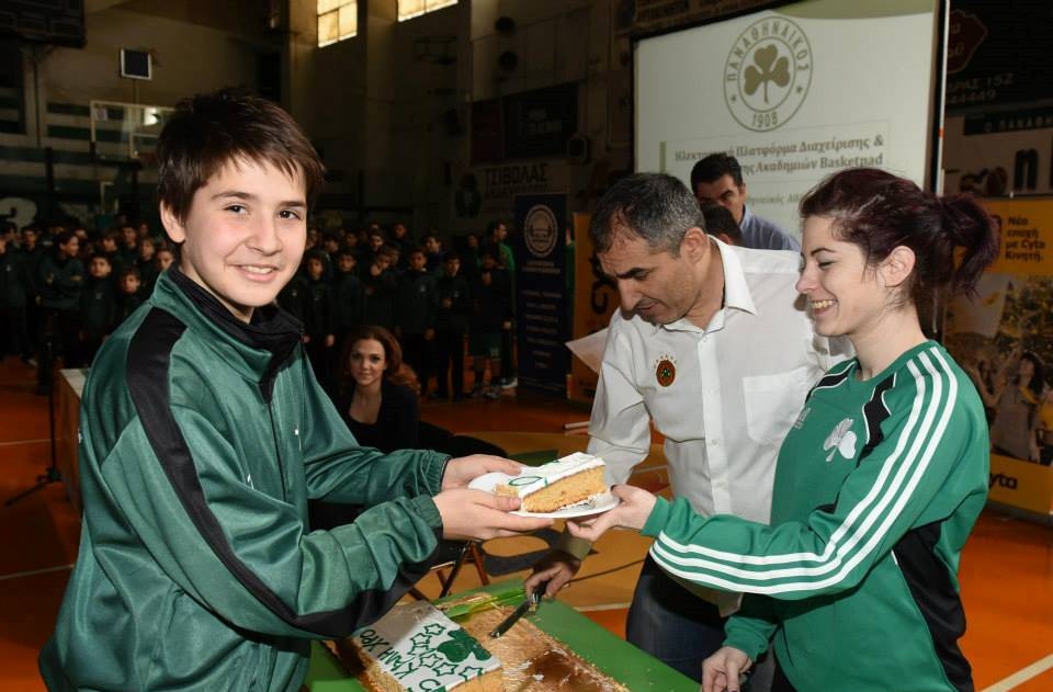 Παναθηναϊκός: Η κοπή πίτας της ακαδημίας μπάσκετ (photos)