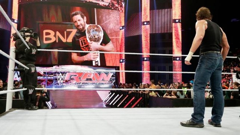 Raw: Μαζί και χωριστά οι Bryan και Reigns (videos+photos)
