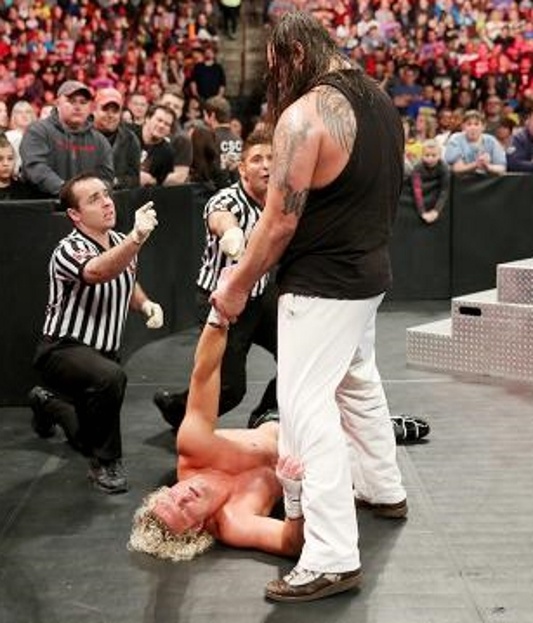 Raw: Μαζί και χωριστά οι Bryan και Reigns (videos+photos)