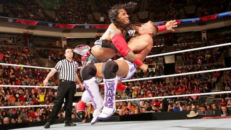 Raw: Μαζί και χωριστά οι Bryan και Reigns (videos+photos)