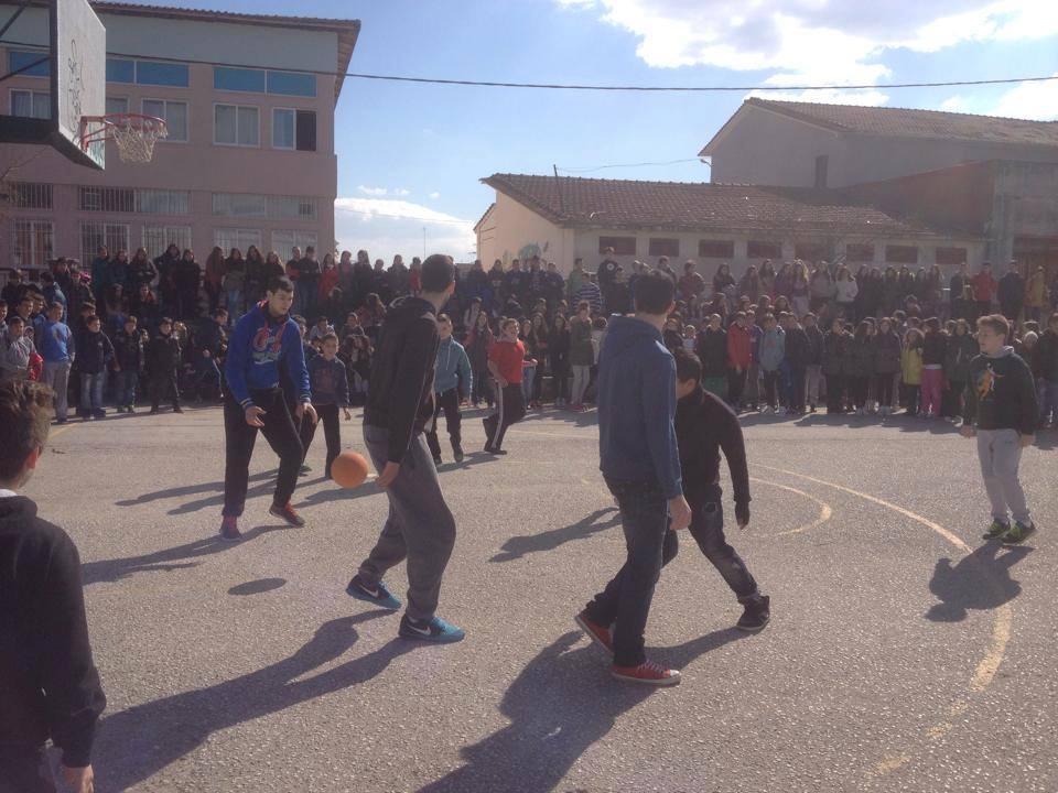 Τρίκαλα BC: Στο 4ο Γυμνάσιο (photos)