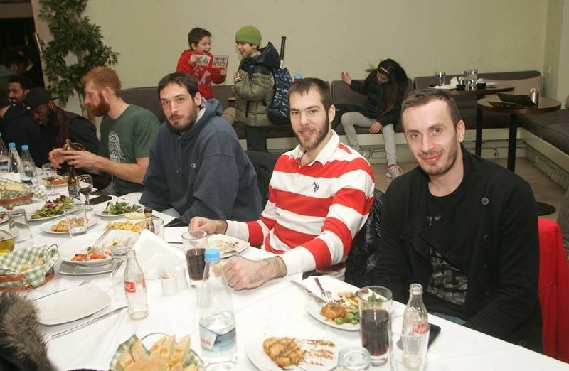 Άρης: Με φιλάθλους και συνθήματα (photos)