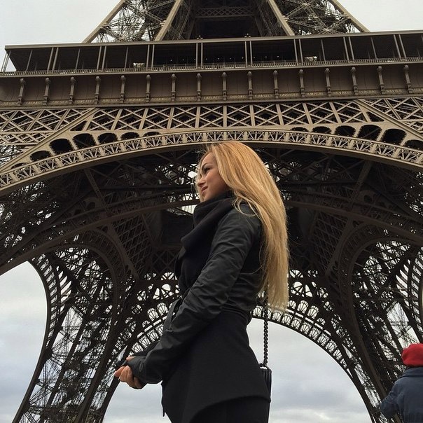 ΠΑΟΚ: Η Όλγα Νομπόα μιλά για τον Κριστιάν... (photos+videos)