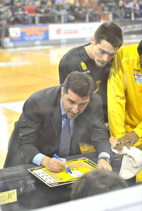 Basket League: Απόλλωνας Πατρών - Άρης 76-60 (photos)