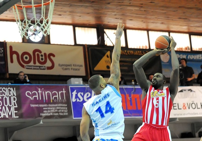 Basket League: Κολοσσός Ρόδου - Ολυμπιακός 64-88 (photos)