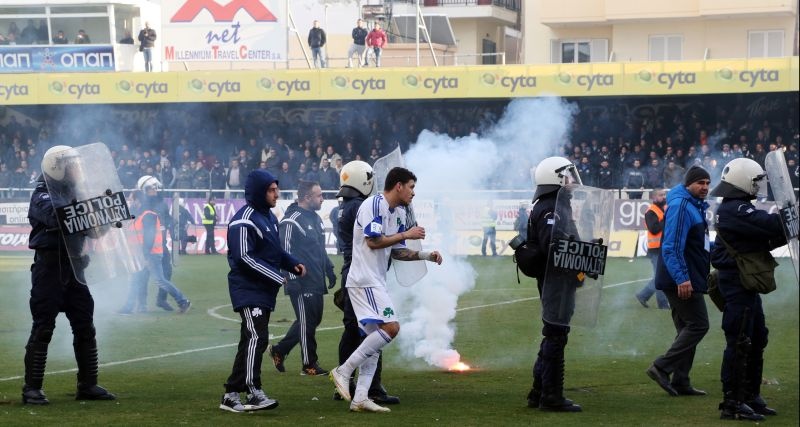 ΟΦΗ – Παναθηναϊκός: Εικόνες ντροπής στο Ηράκλειο (photos)