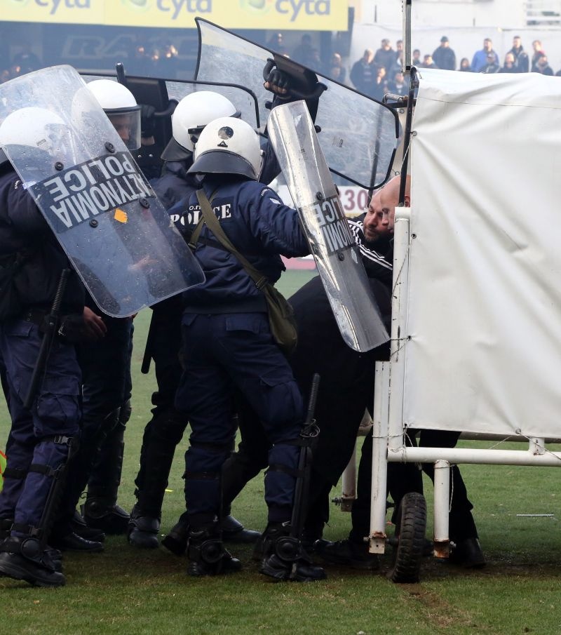 ΟΦΗ – Παναθηναϊκός: Εικόνες ντροπής στο Ηράκλειο (photos)