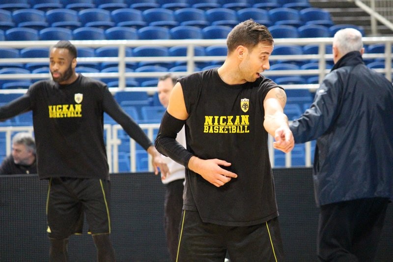 ΑΕΚ: Σύνθημα νίκης (photos)