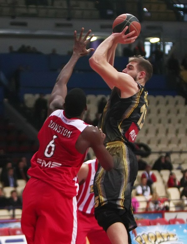 Basket League: Ολυμπιακός - ΑΕΚ 83-77 (photos)