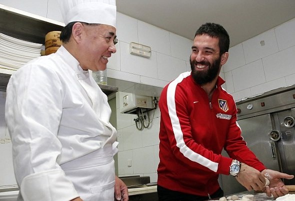 Ατλέτικο Μαδρίτης: Στην... κουζίνα του ο Τόρες! (photos)