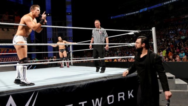 SmackDown: Χαοτική νίκη για Seth Rollins (photos+videos)