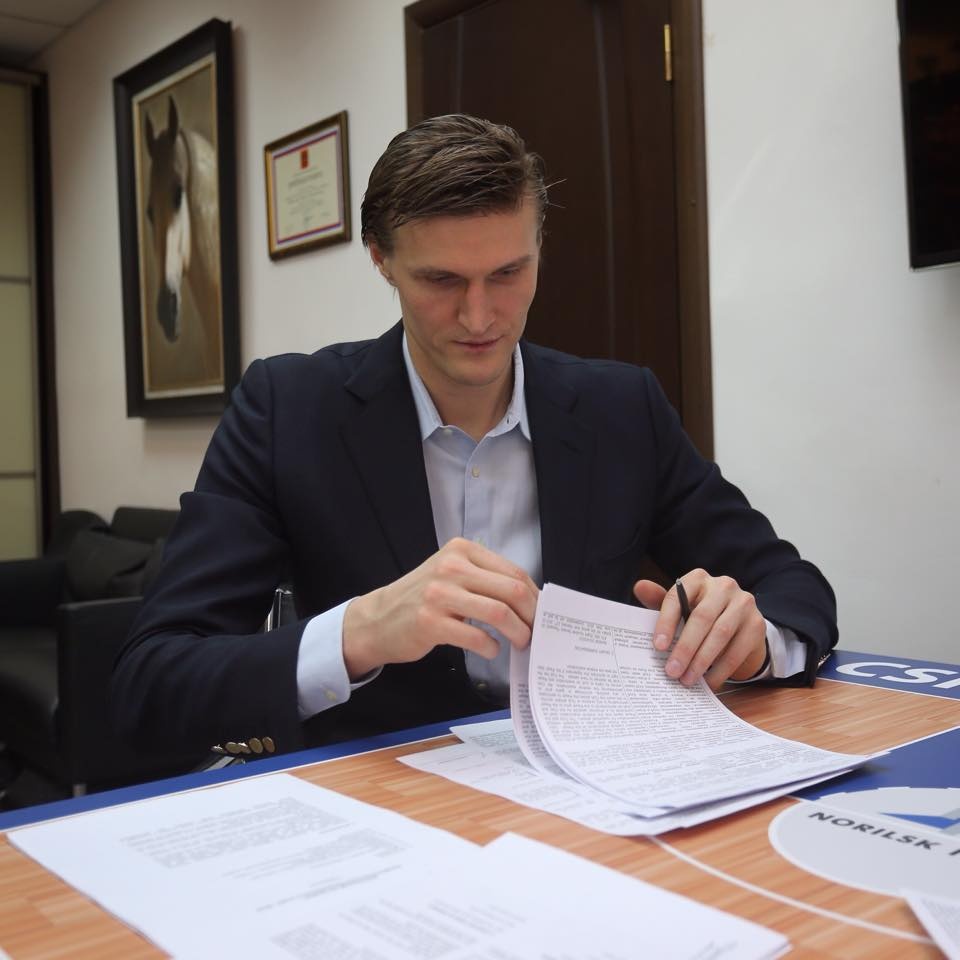 ΤΣΣΚΑ Μόσχας: Έφτασε και υπέγραψε ο Κιριλένκο (photos)