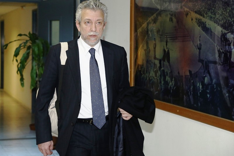 Σε εξέλιξη η σύσκεψη με Κοντονή (photos)