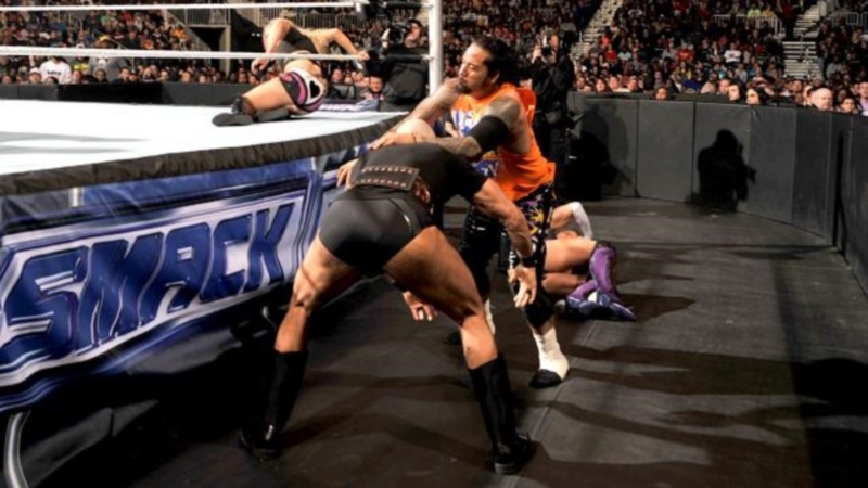SmackDown: Η ζώνη στον… R-Truth (photos+videos)