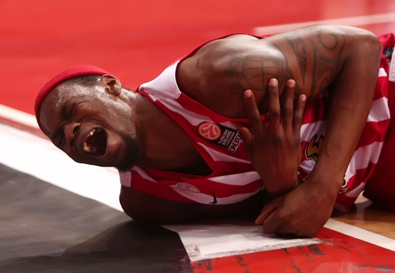 Ολυμπιακός: Νοκ άουτ ο Πέτγουεϊ (photos)