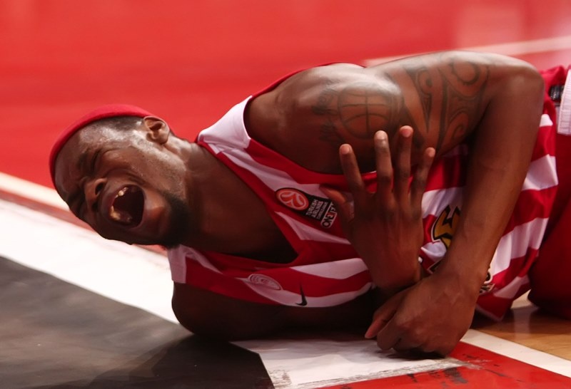 Ολυμπιακός: Νοκ άουτ ο Πέτγουεϊ (photos)