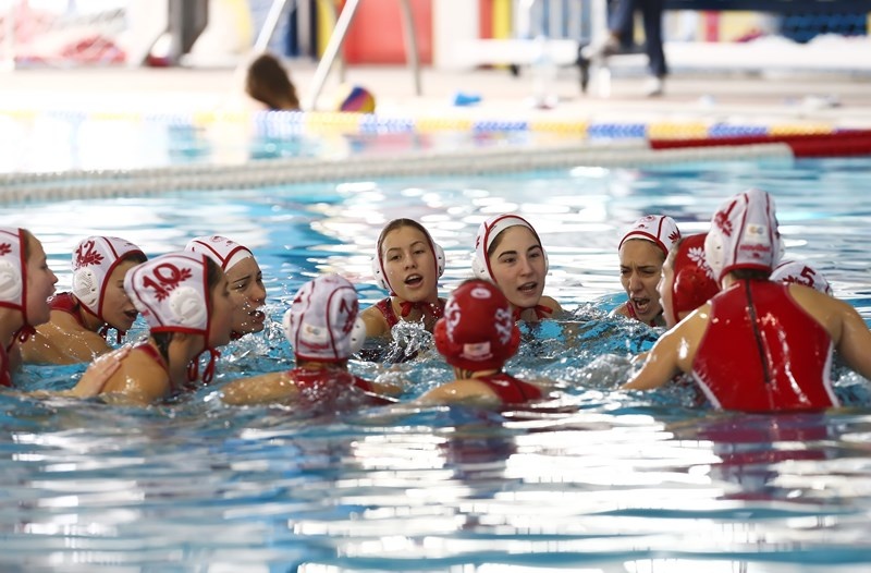Ολυμπιακός: Πετούσαν... φωτιές τα κορίτσια (photos)