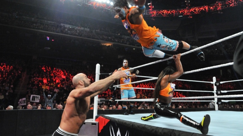 Raw: Reigns εναντίον όλων… (videos+photos)