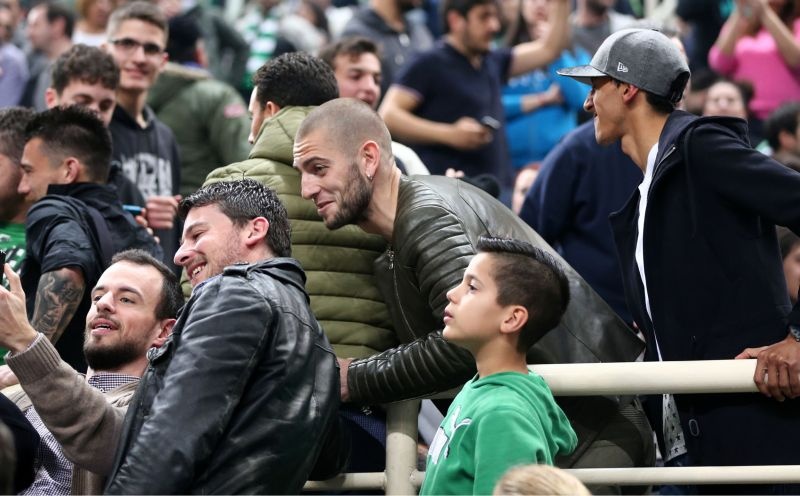 Παναθηναϊκός: Κερκίδα οι ποδοσφαιριστές στο ΟΑΚΑ! (photos)