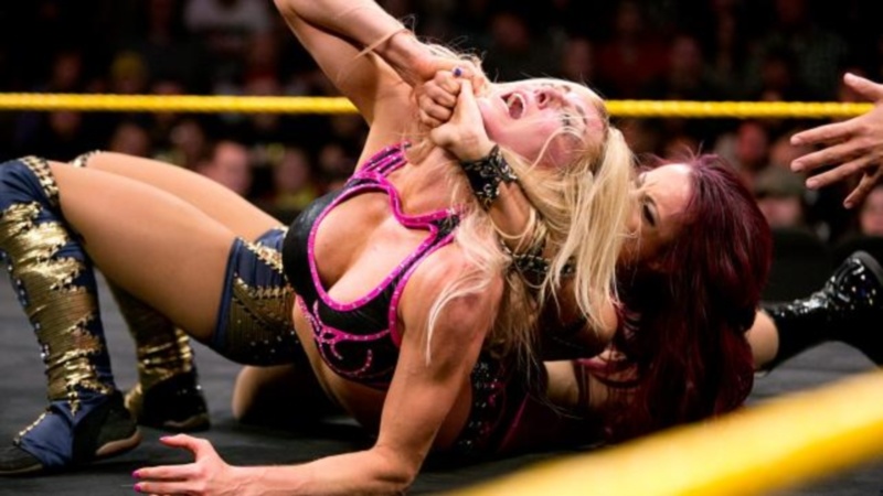 NXT: Υπεράσπιση με… τρόπο για Sasha Banks (photos+videos)