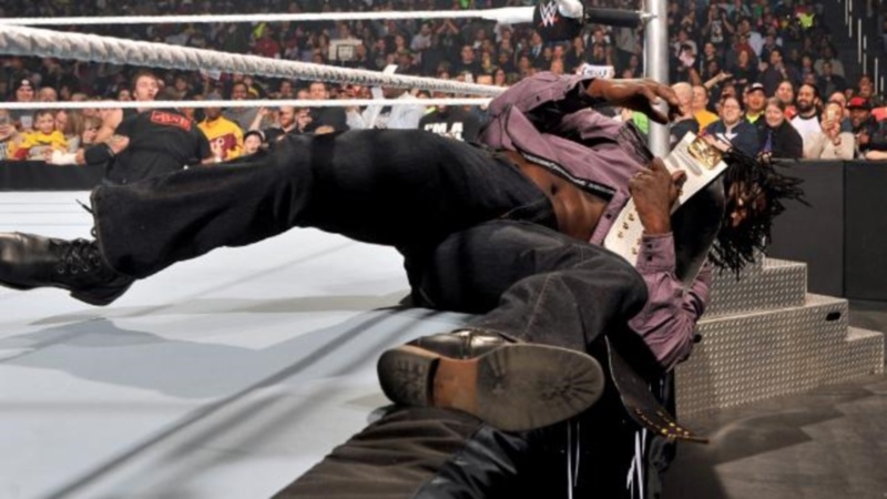 SmackDown: Πιο… πονηρός ο Stardust (photos+videos)