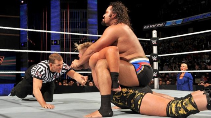 SmackDown: Πιο… πονηρός ο Stardust (photos+videos)