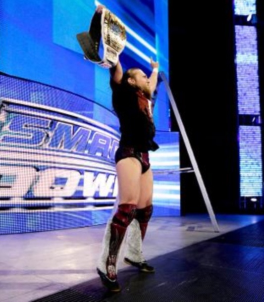 SmackDown: Πιο… πονηρός ο Stardust (photos+videos)