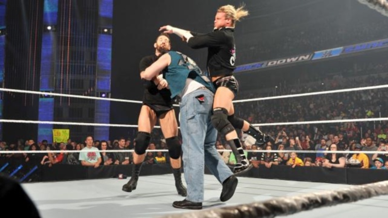 SmackDown: Πιο… πονηρός ο Stardust (photos+videos)