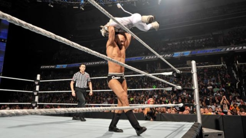 SmackDown: Πιο… πονηρός ο Stardust (photos+videos)