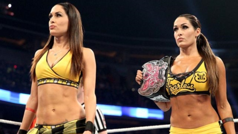 SmackDown: Πιο… πονηρός ο Stardust (photos+videos)
