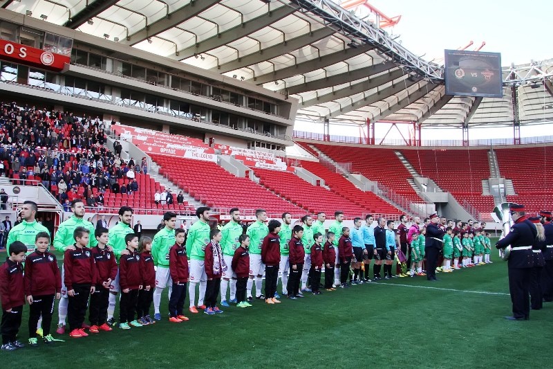 Κύπελλο Πειραιά: Η κούπα στην Προοδευτική (photos)